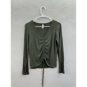 Love Charm Womens Shirt Size Large Green Ribbed Long Sleeve Scrunched Middle